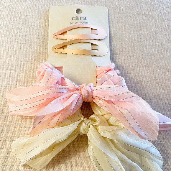 Nordstrom Accessories - NWT Cara New York hair clip and scrunchies from Nordstrom Rack